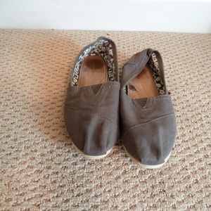 Madden Girl Gray Flats